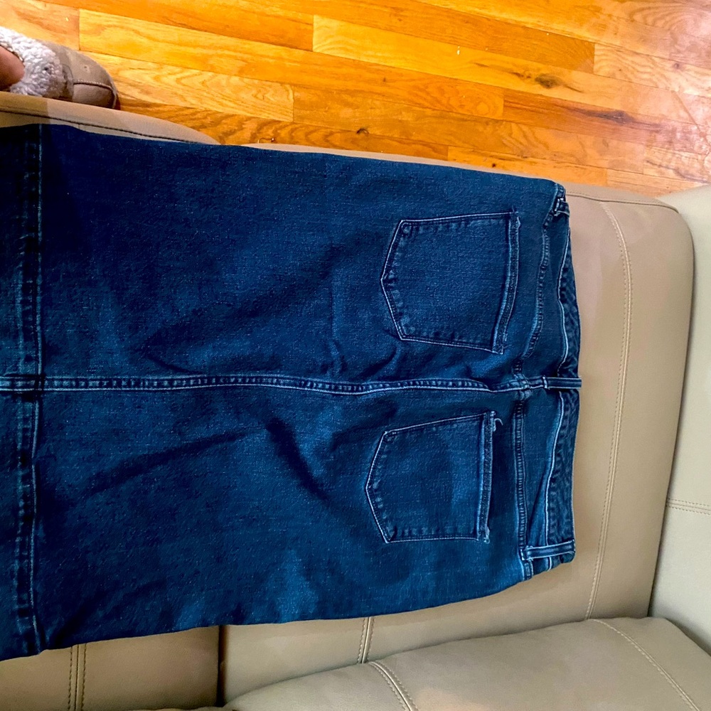 Blue, jean skirt, universal threads size 10/30